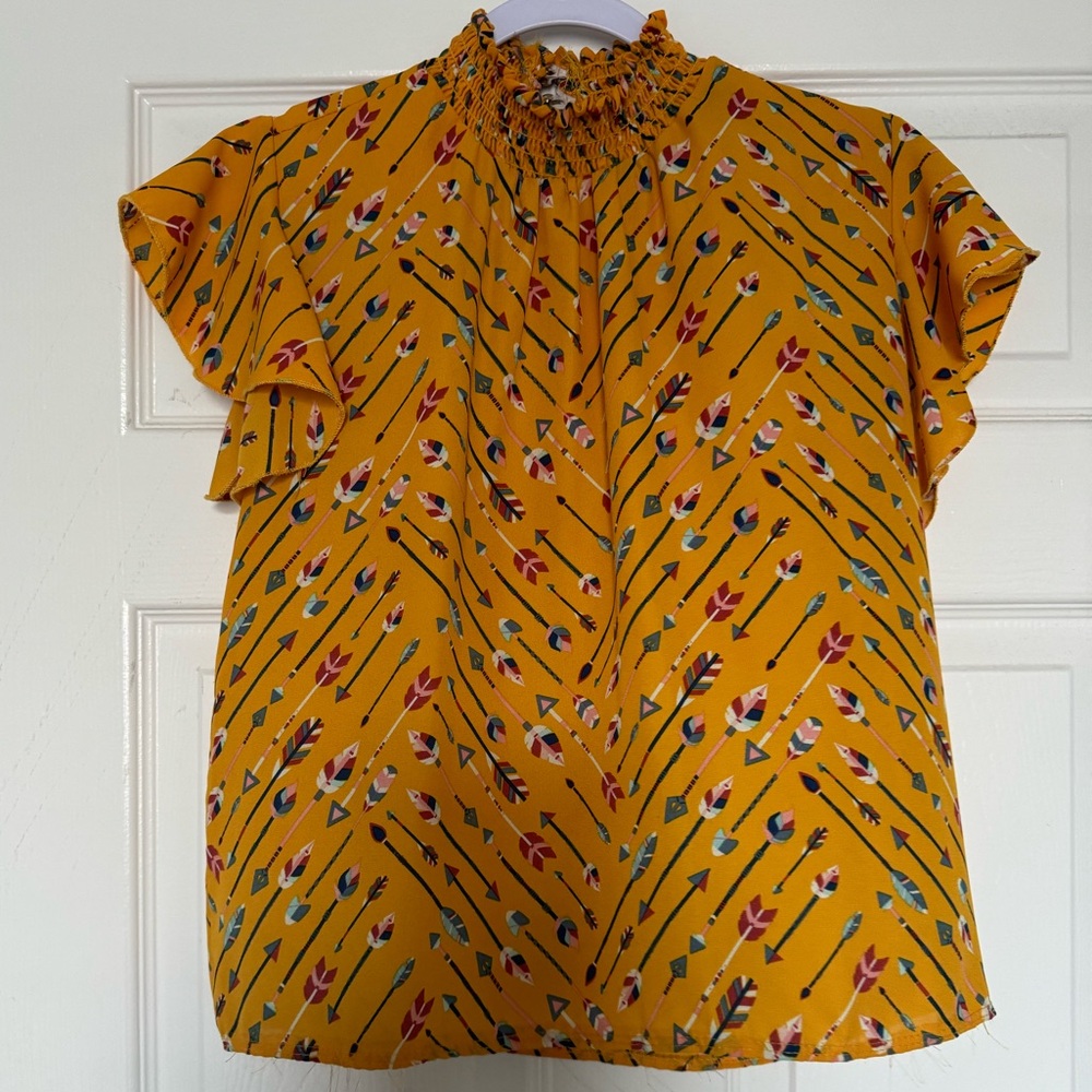 Brand Marianne, size small color yellow